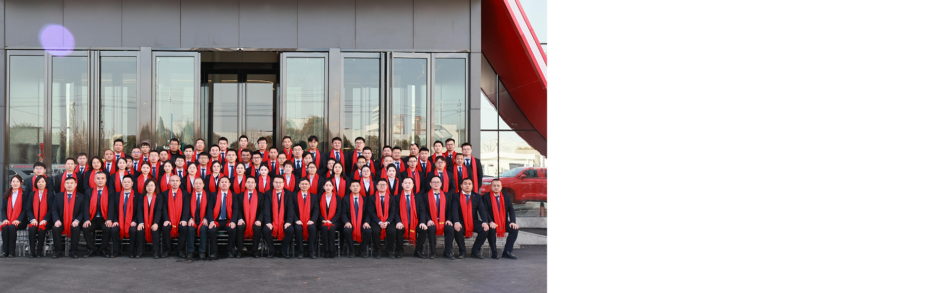 顎式破碎機現場圖